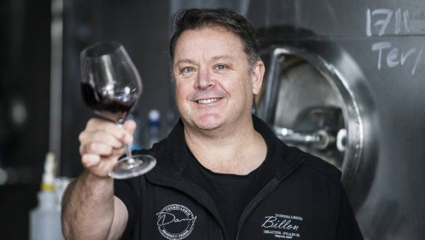 theIWSC's tweet photo. #Karapiro Winemaker Picks up Award for World's Best Pinot Noir https://t.co/GPkwhFeVNM #pinotnoir #wine https://t.co/FJrF1IlbLZ