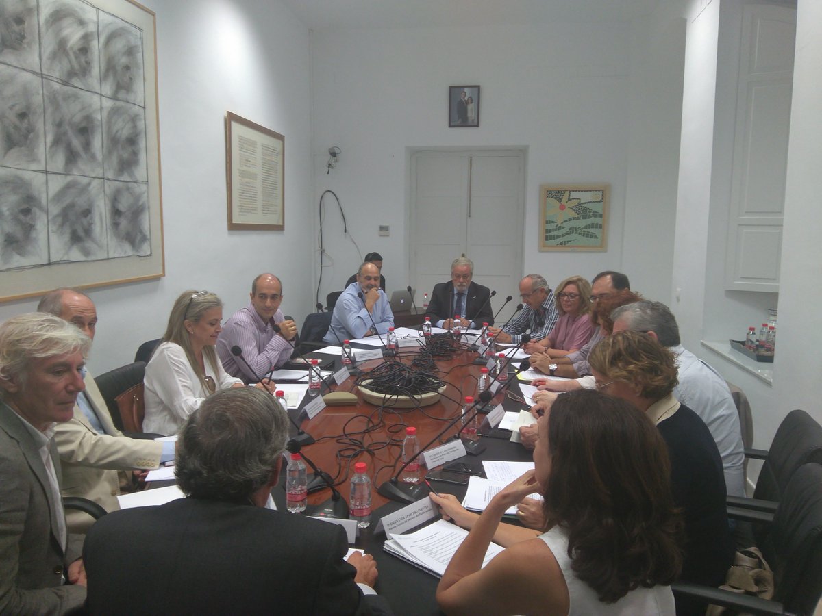 Seguimos estudiando cómo se muere en Andalucía. Con dignidad y derechos. Hoy, con profesionales sanitarios #muertedigna #InformeEspecialDPA