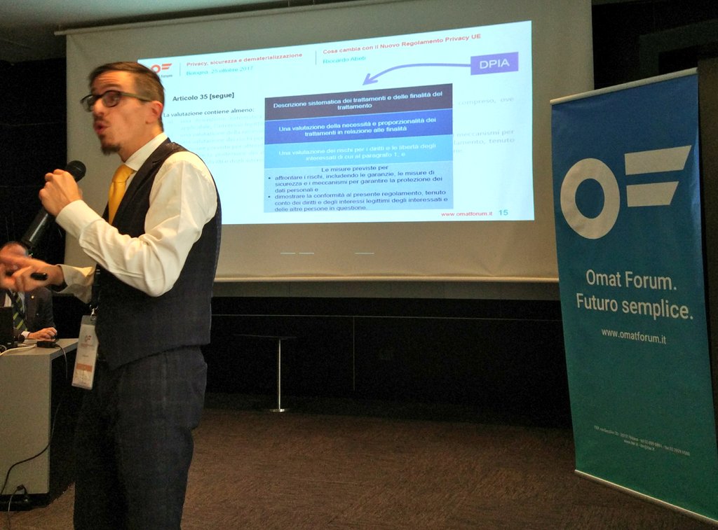 datamanager_it's tweet photo. #DPIA : necessità e proporzionalità sono altre due parole chiave del #GDPR @riccardoabeti @omatforum https://t.co/hYRFD9Kit5