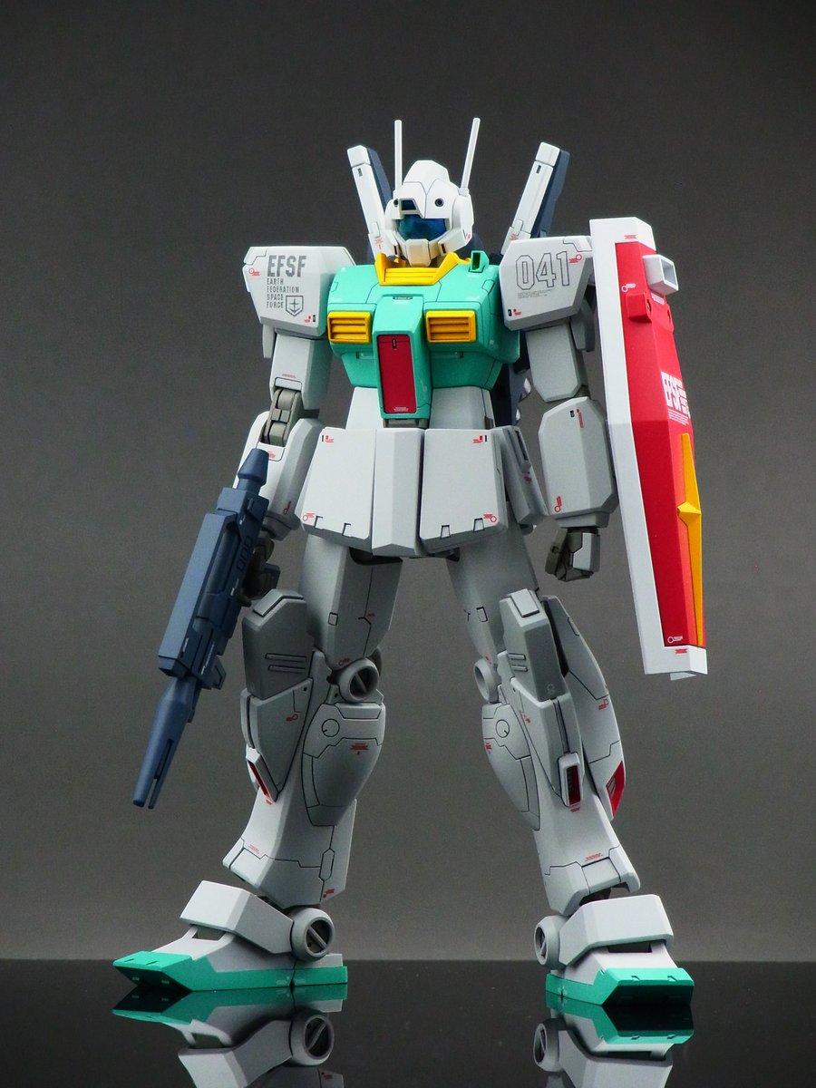 本日10月25日発売のモデルグラフィックス12月号、巻頭特集「MG ZZ