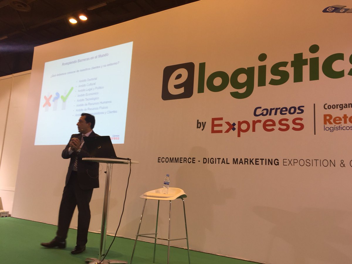 CorreosExpress's tweet photo. Rompiendo barreras en el mundo 🌏¿Qué debemos conocer de nuestros clientes y su entorno? @EDINBALO @eshowesp #eShowMAD2017 https://t.co/G9t1AfPZ1k