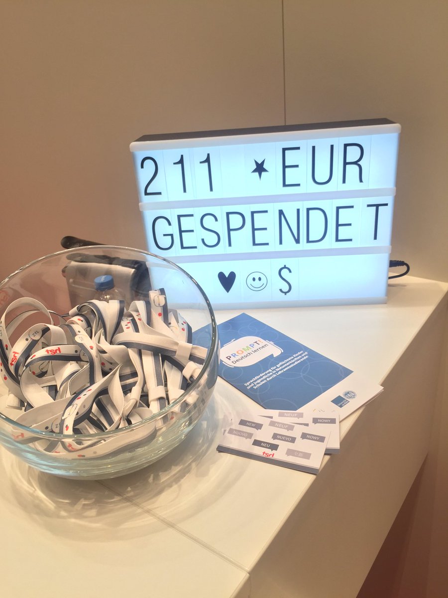 loensen's tweet photo. Da geht noch was! 
Kommt vorbei am tsd Stand 1/A04 und holt euch ein Bändchen, wir spenden dann für euch! #tekom #tsd @tekom @_tsd_ #prompt! https://t.co/GyG1zKdf3A