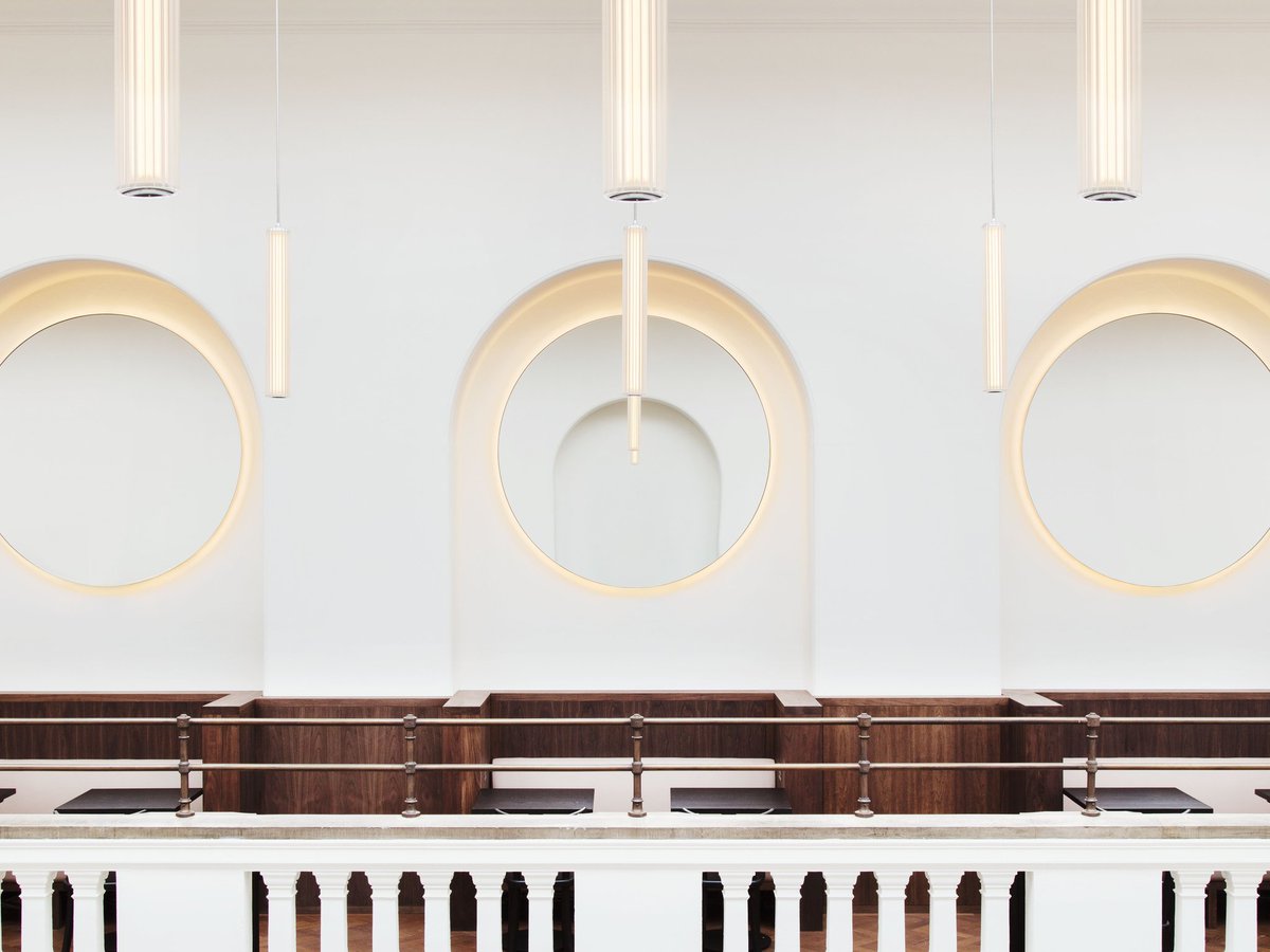 thepaintmakers's tweet photo. Simply Stunning. V&amp;A Classic Collection “Poynter” in the Carmody Groarke designed Victoria and Albert Museum Members’ Room © Rory Gardiner https://t.co/vQMbl2ggVw