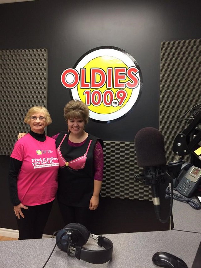 Oldies1009's tweet photo. #Quinte businesses playing 'bra tag' for #BreastCancerAwareness https://t.co/PMyXcz97eJ #CCSBraTag #MammogramsSaveLives https://t.co/hUcARyVOZn