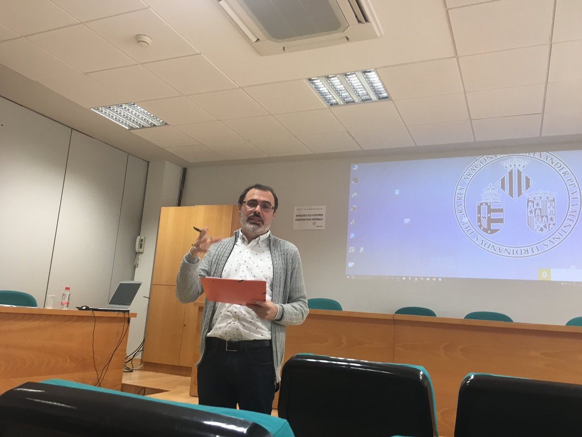 gemmalluch's tweet photo. Des de la @UV_EG i @Institut_IIFV reflexionem sobre la nostra docència. Ramon Rosselló i  l’escriptura creativa en l’assignatura de teatre https://t.co/77aWHLtpNO