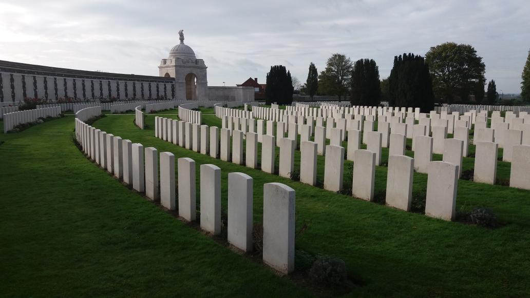 HistSquad1707's tweet photo. Humbled by my visit to the Tyne Cot Cemetery in Belgium
- B https://t.co/TGPaYpJm1y