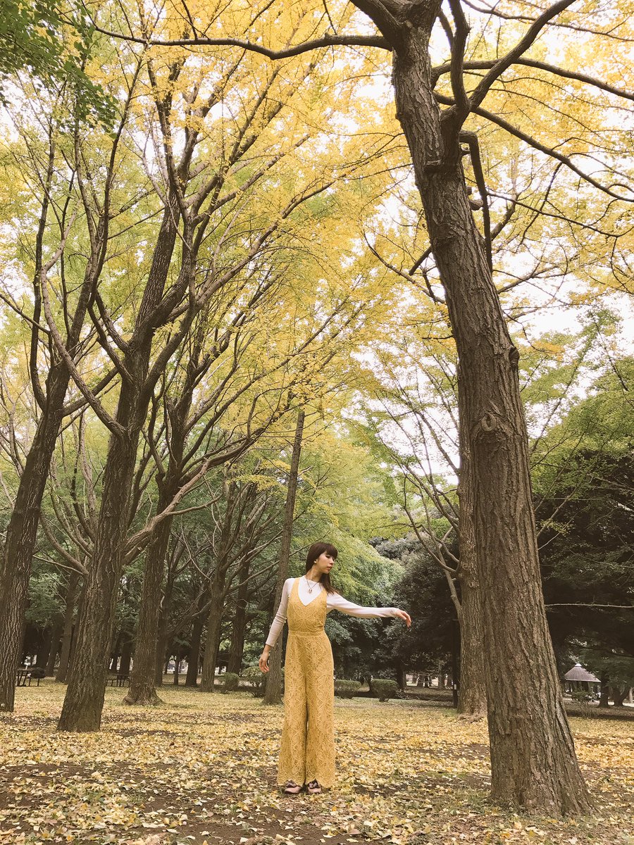 Kana Twitterissa 先日 公園でフープ回しながらお散歩していたら ステキな老夫婦さんが あなたの写真を撮らせて欲しいです 実は先程 あなたをお見かけして 隠し撮りしてしまいました とお声をかけてくださいました 隠し撮りだなんてっ もっと堂々と