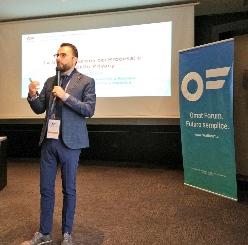 datamanager_it's tweet photo. l'impatto della #Privacy nella #digitalizzazione dei processi, con @savinonicola di @SeenSolution  @omatforum https://t.co/1EqVJMHelb