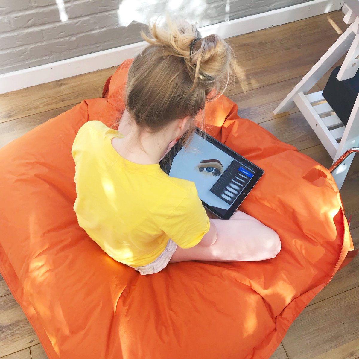 DaisiesandPieUK's tweet image. Creating my ideal work space - what would be in yours? #workspacewonder #ad daisiesandpie.co.uk/my-ideal-work-…