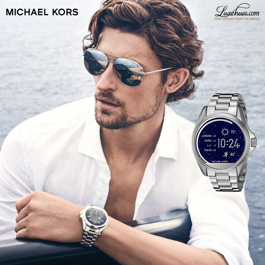 Luxehues's tweet photo. A smartwatch from #MichaelKors would be a perfect for everyday.  https://t.co/9A08kUToh0 https://t.co/F5CnGIE8JQ