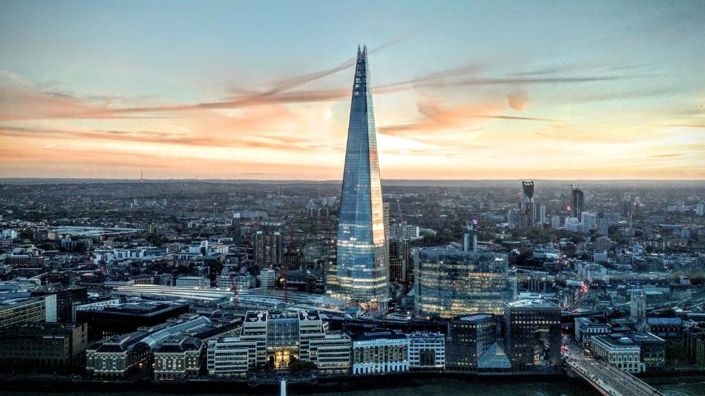 UK CEO Andy Martin explains why #London continues to dominate global investment: spr.ly/60198CuEt