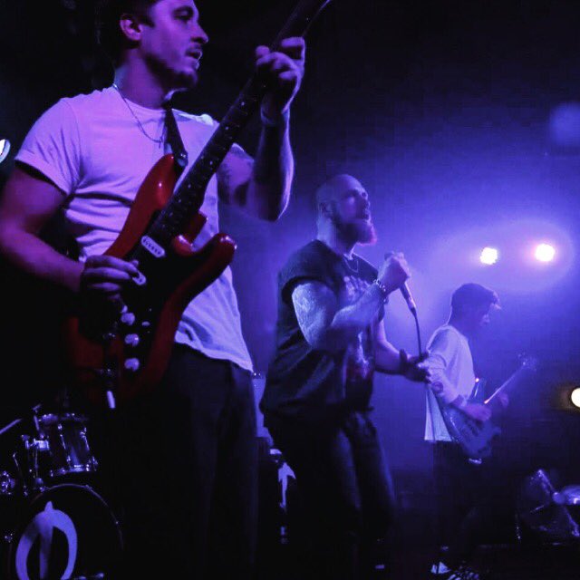 VinnyHunt's tweet photo. Headline show at the Sitwell tav on Saturday. Head on down https://t.co/aZVrKv930i