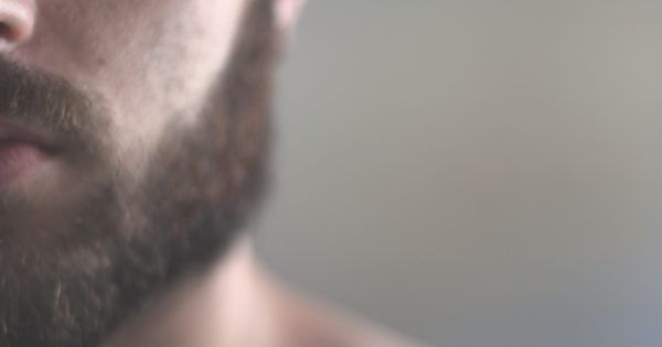 GroomingMail's tweet photo. Everything You Need For The Ideal Beard: https://t.co/ymujNIVij1 #Beards #BeardHelp #BeardOils https://t.co/JZtNgRptV5