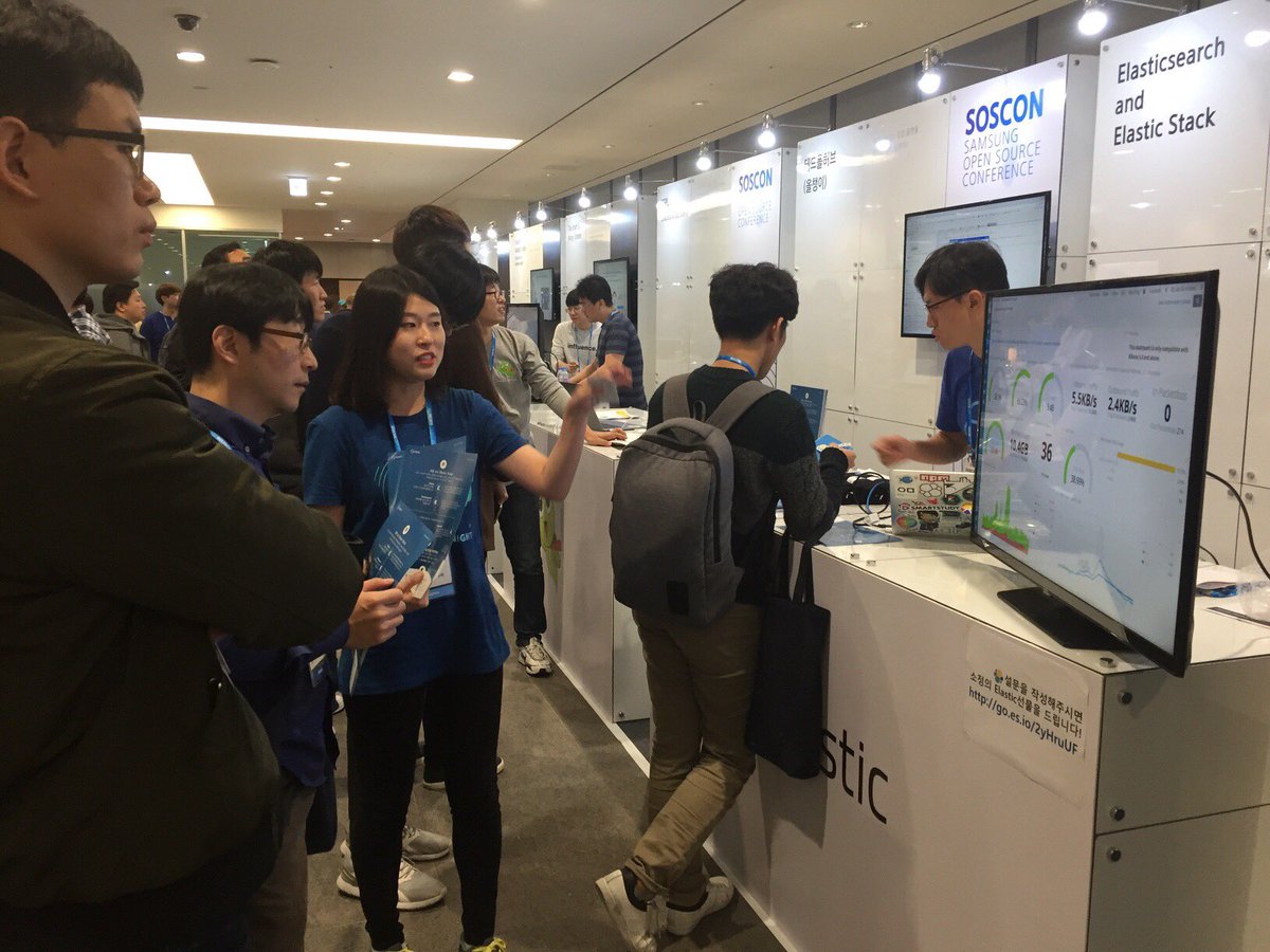 kimjmin's tweet image. @elastic booth at #SOSCON