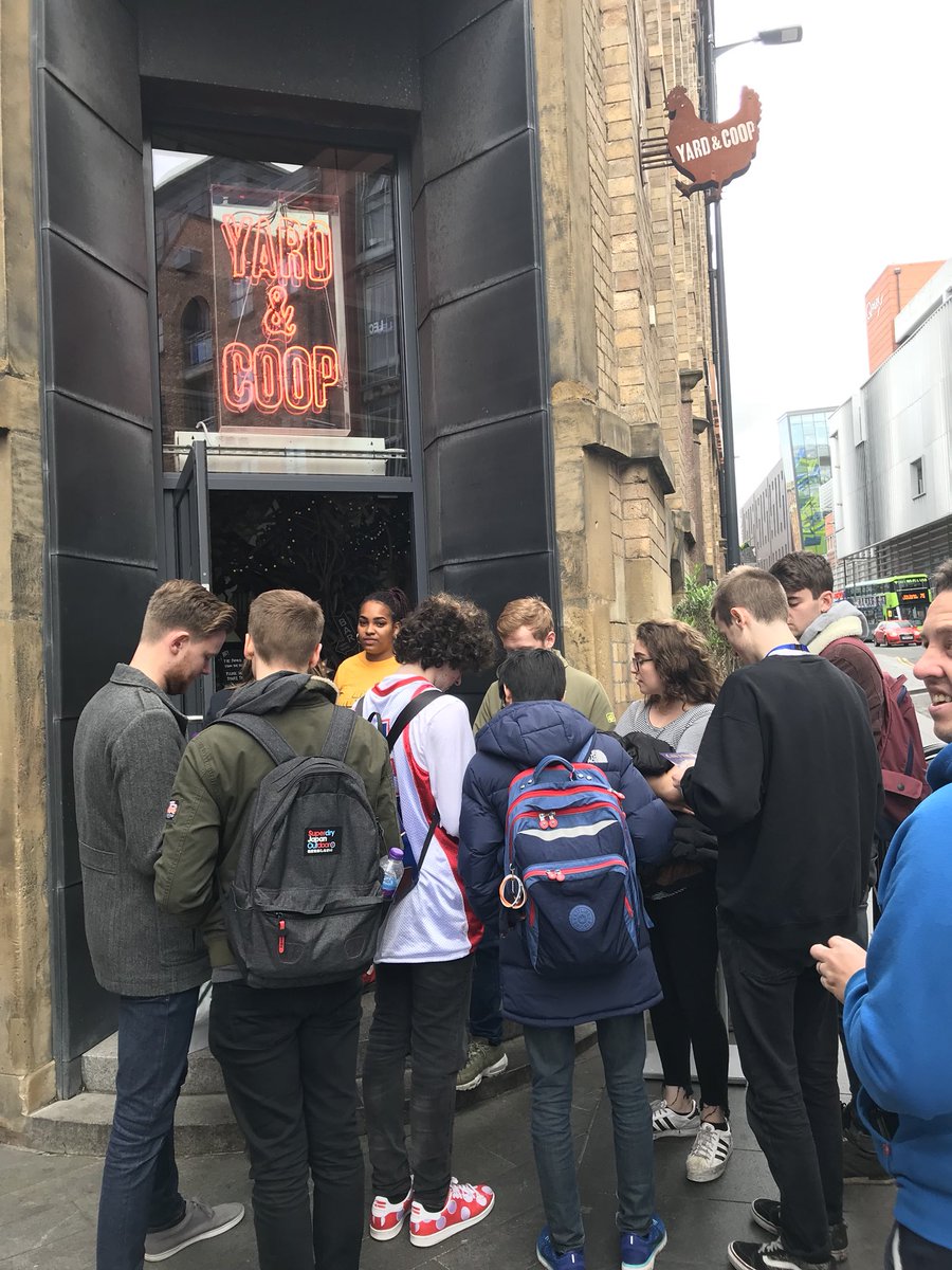 YardandCoopLiv's tweet photo. Early Bird catches the FREE CHICKEN. These guys were all over it at 12! Head down today! Just sign up to our newsletter first #ChookOff 🦊🍗💛 https://t.co/pqB2sphAgn