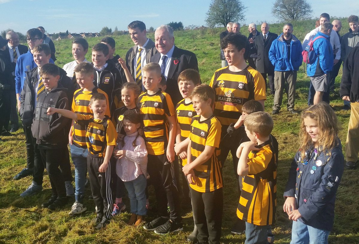 MrsOz1's tweet photo. @Stafford_RUFC @Staffsrugby  #historicmoment  #onestaffsrugby #oneclub #excitingtimes #legacy 💛 https://t.co/SfM5AArjQV