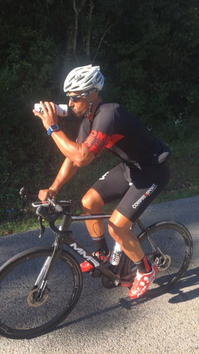 JoanPedrero's tweet photo. Día durísimo de los que me gustan con mi @MMRBikes 4h #plataco #ciclyng @compressport_es @Northwave_Spain @226ERS @sportmed_es #gasalavida https://t.co/LmVm7D1nfx