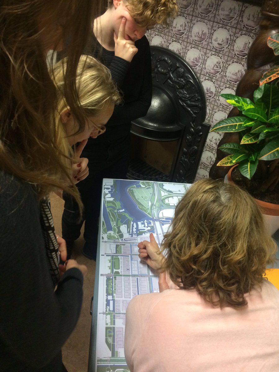 Amsterdam #Zuidas, here we come! Working on the graphic design of the new edition of GET LOST -art route 2018 #Amsterdam #kunst #public #art