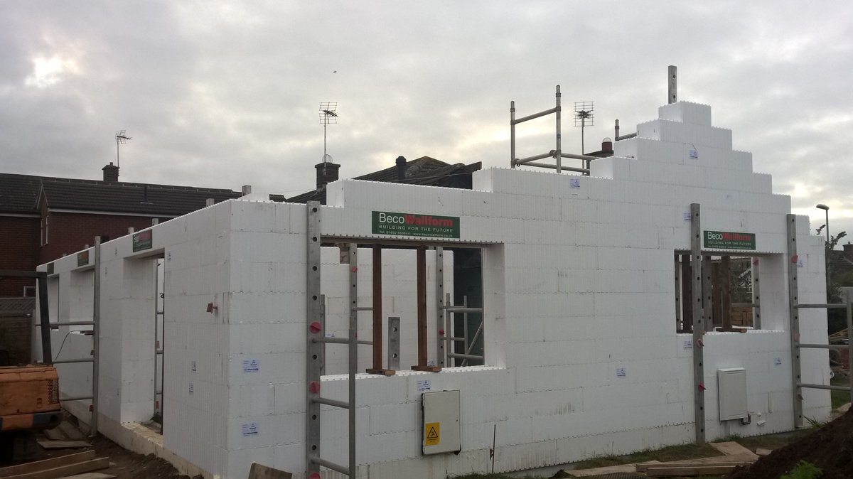 BecoWallform's tweet image. From ground up, this #wallform #icf extension has taken one self-build couple just 3 days to erect and concrete - roof&apos;s going on now!