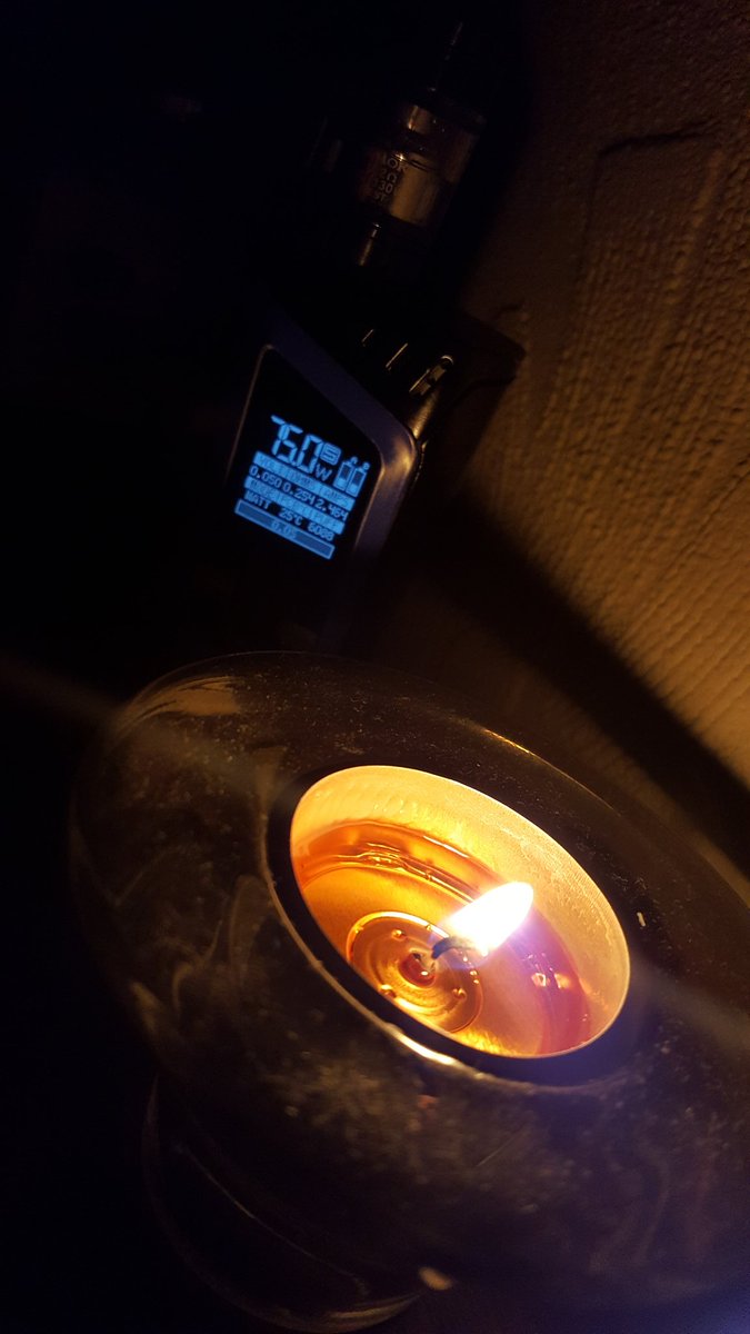 matthewblear's tweet photo. #Vapelife #vape #smokalien @SMOKTECHLOGY #ejuice #eliquid #vaper https://t.co/Zl03it9xBW