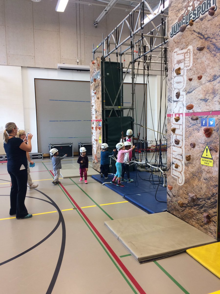 WGMillerSchool's tweet photo. #WEAREMILLER Ss loving their new adventure with @JungleSport. @opheacanada @LC3_TDSB @HPE_TDSB @MrJ_TDSB @carol_culpVP https://t.co/VY27hoc4cR