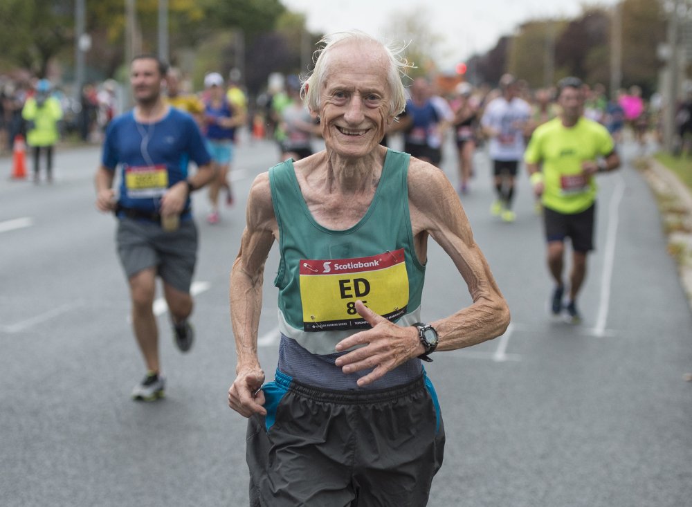 ShakeoutPodcast's tweet photo. #MondayMotivation Relive Ed Whitlock's final marathon: https://t.co/zeJr7qD9qc https://t.co/MP0ZcU2lxT