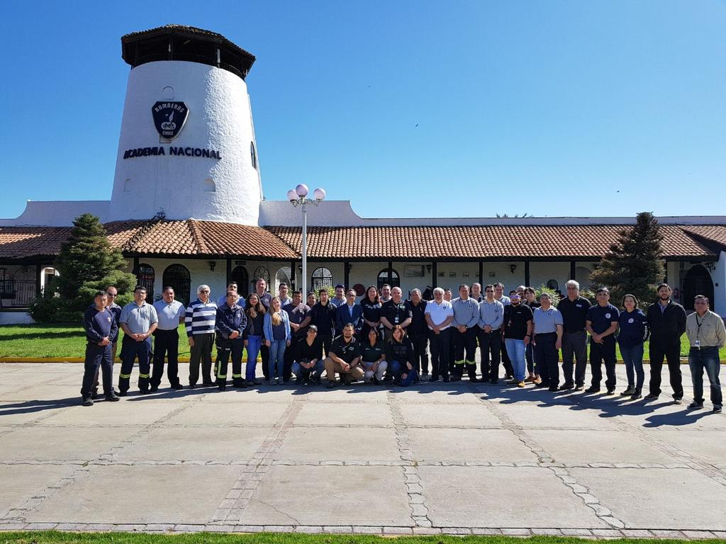 Senapred's tweet photo. Hoy se inauguró curso para capacitar a instructores del programa CERT - Equipos Comunitarios de Primera Respuesta https://t.co/8RWUrf8HIO