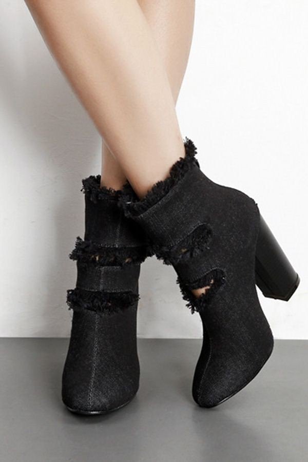 Blkvelvet69's tweet photo. Maykool Cheap booties & 25% off & free shipping for orders over $100 https://t.co/JwTcRIPBYs #MayKool #booties #boots #shoes https://t.co/kXSLDyyf9J