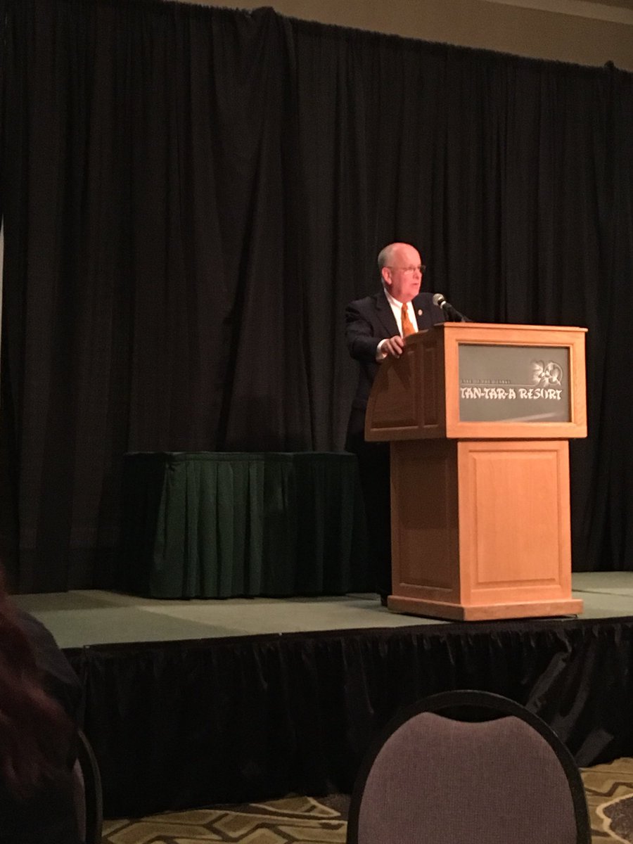 HornbergerRob's tweet photo. @ClifSmart speaking @moacrao. State of Higher Ed from a President’s Perspective. @MissouriState #gomaroon #macrao2017 https://t.co/WI6vPkGfJ3