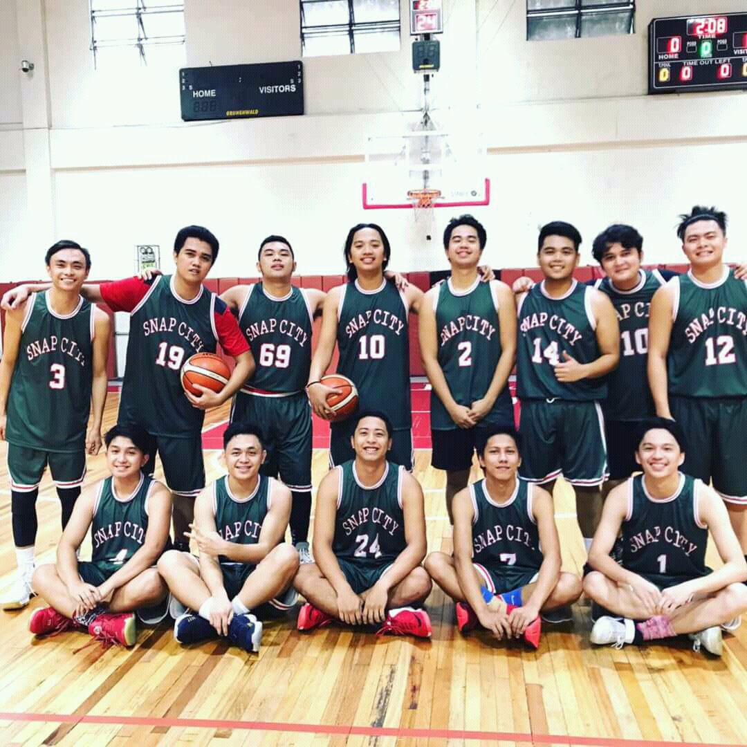 RaphaelFerrer's tweet photo. Through thick and thin. #snapfamily https://t.co/nk6JmXj4ox