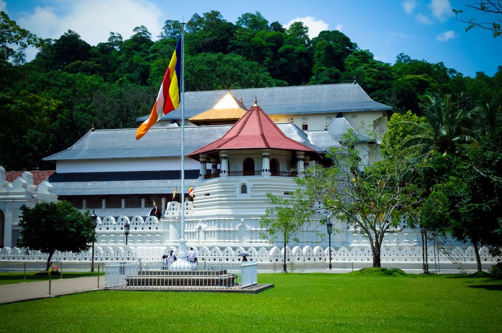 classytours's tweet image. Welcome to the most visited tourist attraction in Sri Lanka. Book your holiday in Kandy with srilankaclassytours.com #wanderlust #travel
