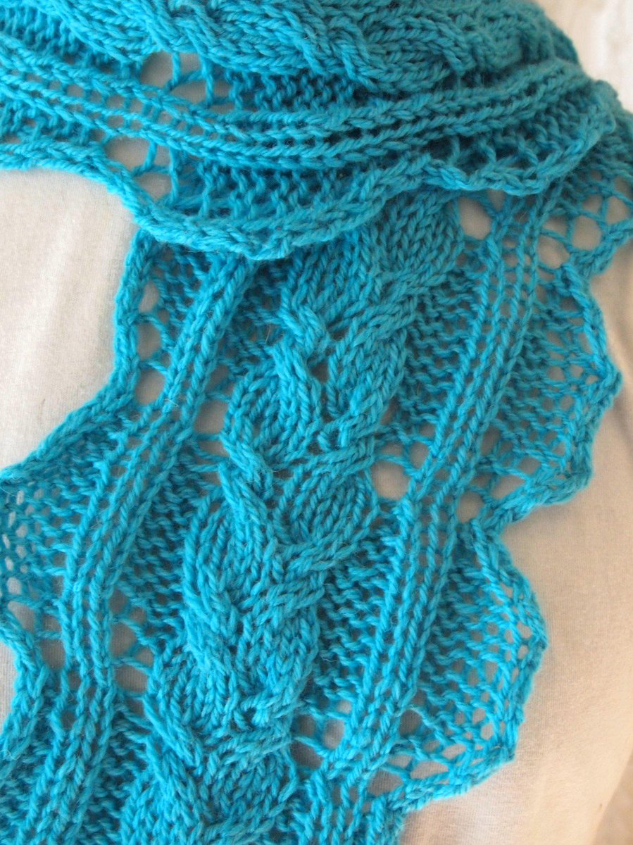 Bella Scarf PDF Hand Knitting Pattern tuppu.net/d8d7d14f #Etsy #KnitChicGrace #CraftSupplies