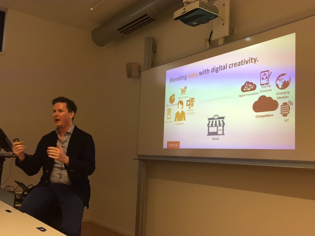 massatti73's tweet photo. Thx @Oracle @maxbyloff for sharing your insights on the #future of #CX #CustomerExperience to my students @wu_vienna https://t.co/lUNCmy1qhU