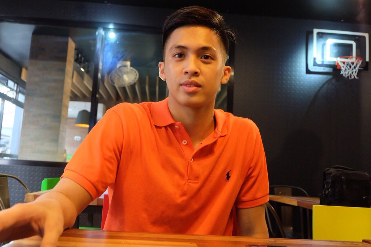 JoshCaracut's tweet photo. Do I still have that boyish look? 😉 https://t.co/SY0Ahif1FW