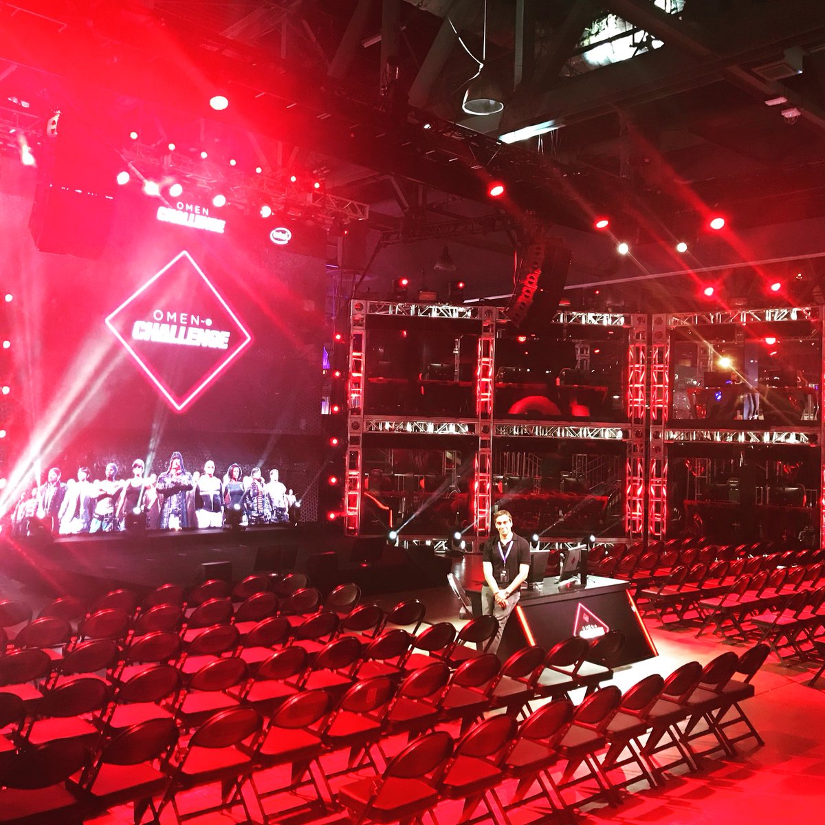 chadtons's tweet photo. The colossal OMEN Challenge:PubG Edition rocked #TwitchCon 2017. Proud to have been a part of it. #infinitymarketing https://t.co/GvMjyF3VAg