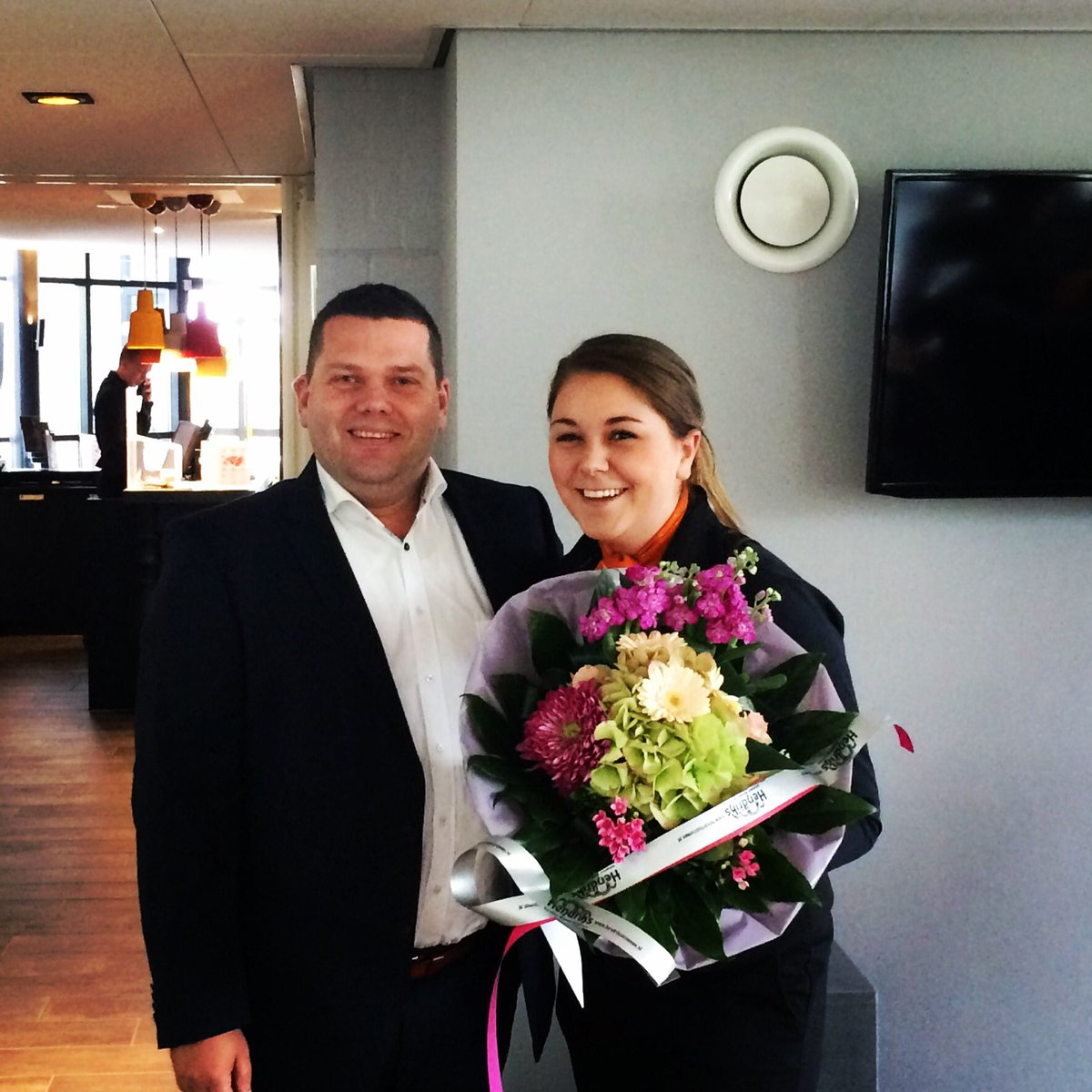 De #medewerkervandemaand  #september is Ylja! #gefeliciteerd namens de collega’s van #vaalsbroek 💐