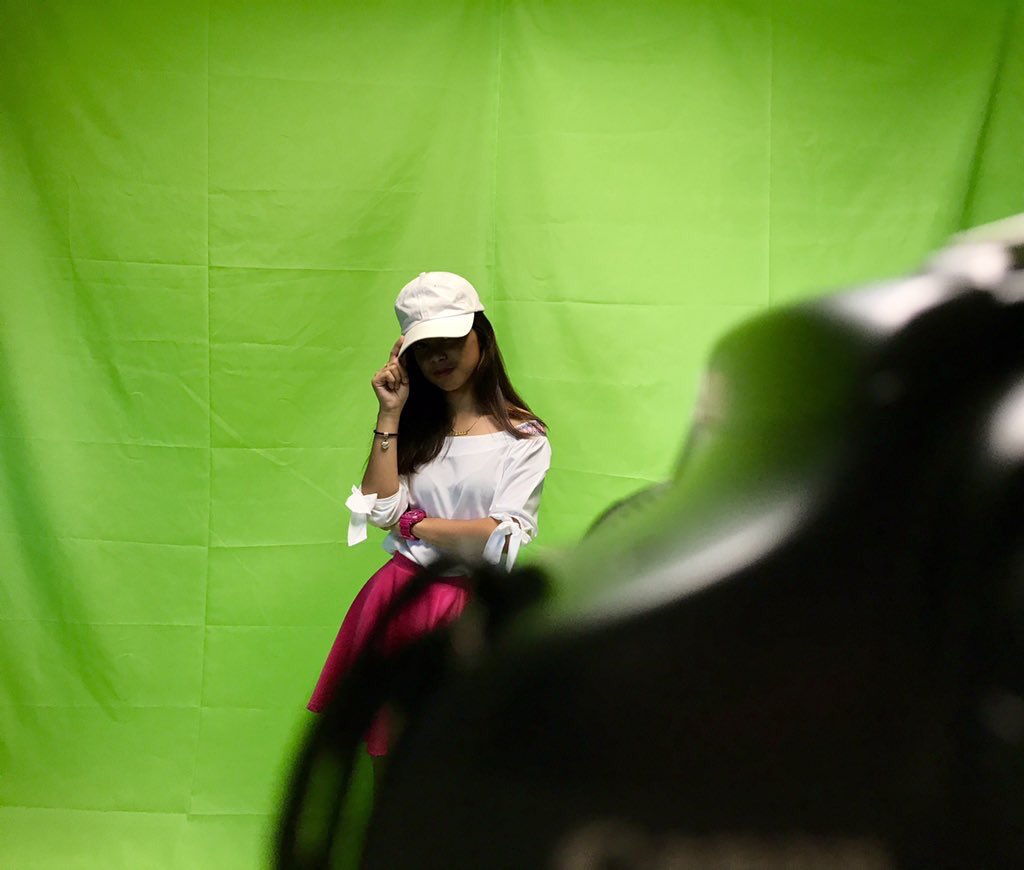 cdusingles's tweet image. Lianne Alloise Amador
STEM 12 A
@liaannnealloise
Seryoso sa studies, nmo pa kaha? 
Plays 🎹🎮🎸 but di jud imong heart 
Dancing skills on point