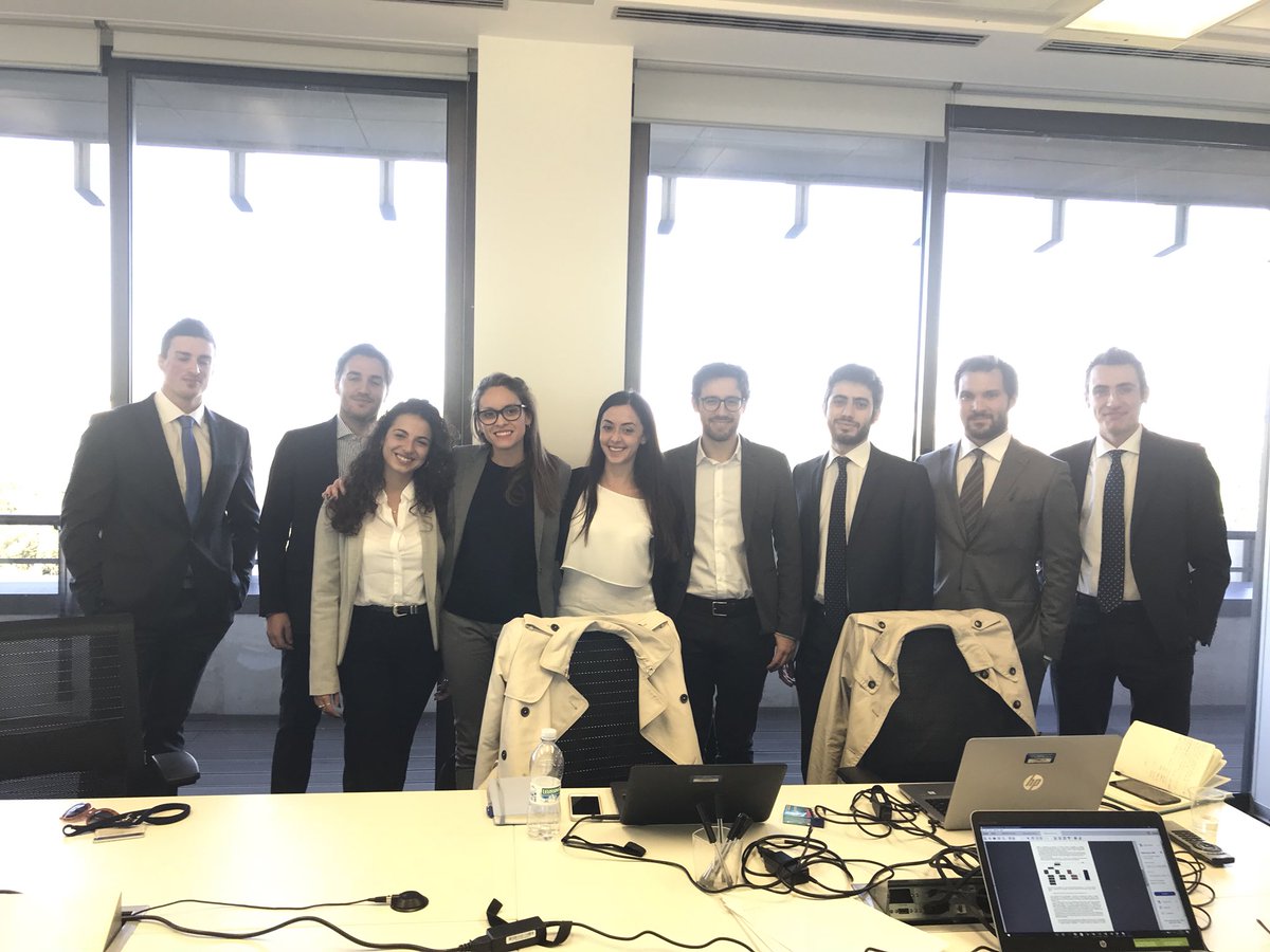 MarcoDeiapinis's tweet photo. @Accentureitalia @Giannilostorto @LUISS_AdLab al via il nuovo progetto AdLab-Accenture Finance, in bocca al lupo ragazzi! https://t.co/sy45jdPgIF