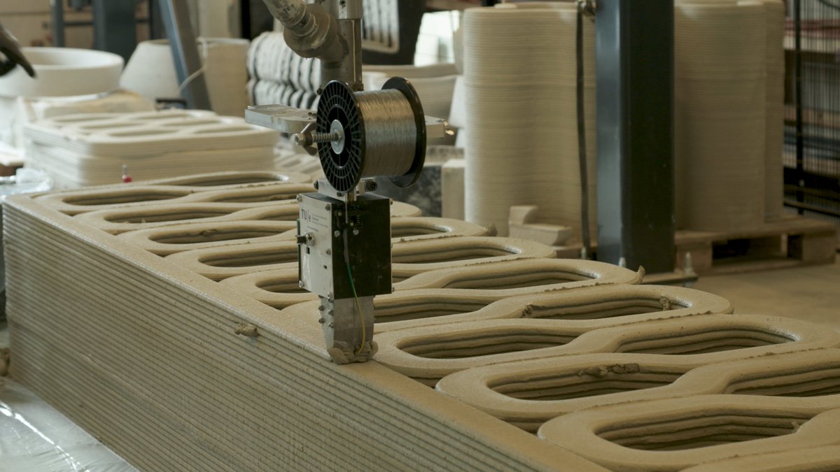 Första betongbron ur #3dprinter
fof.se/artikel/forsta…
