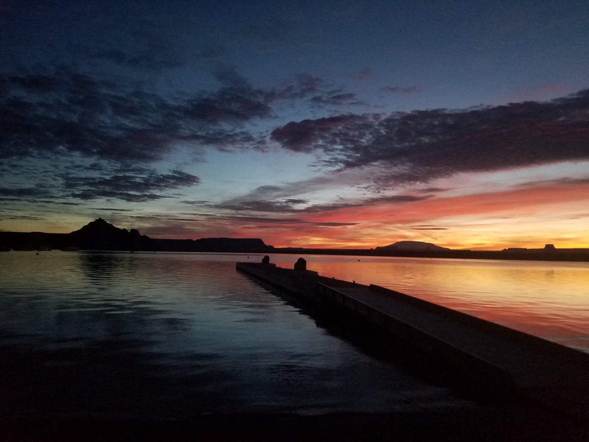 ThundaDanV's tweet photo. Have a good morning and if you're on the water, be safe! @amphibiaeyegear #Terusfishingapparel #trappertackle #TeamTrapper #MondayMotivation https://t.co/l9WjhUHgQe