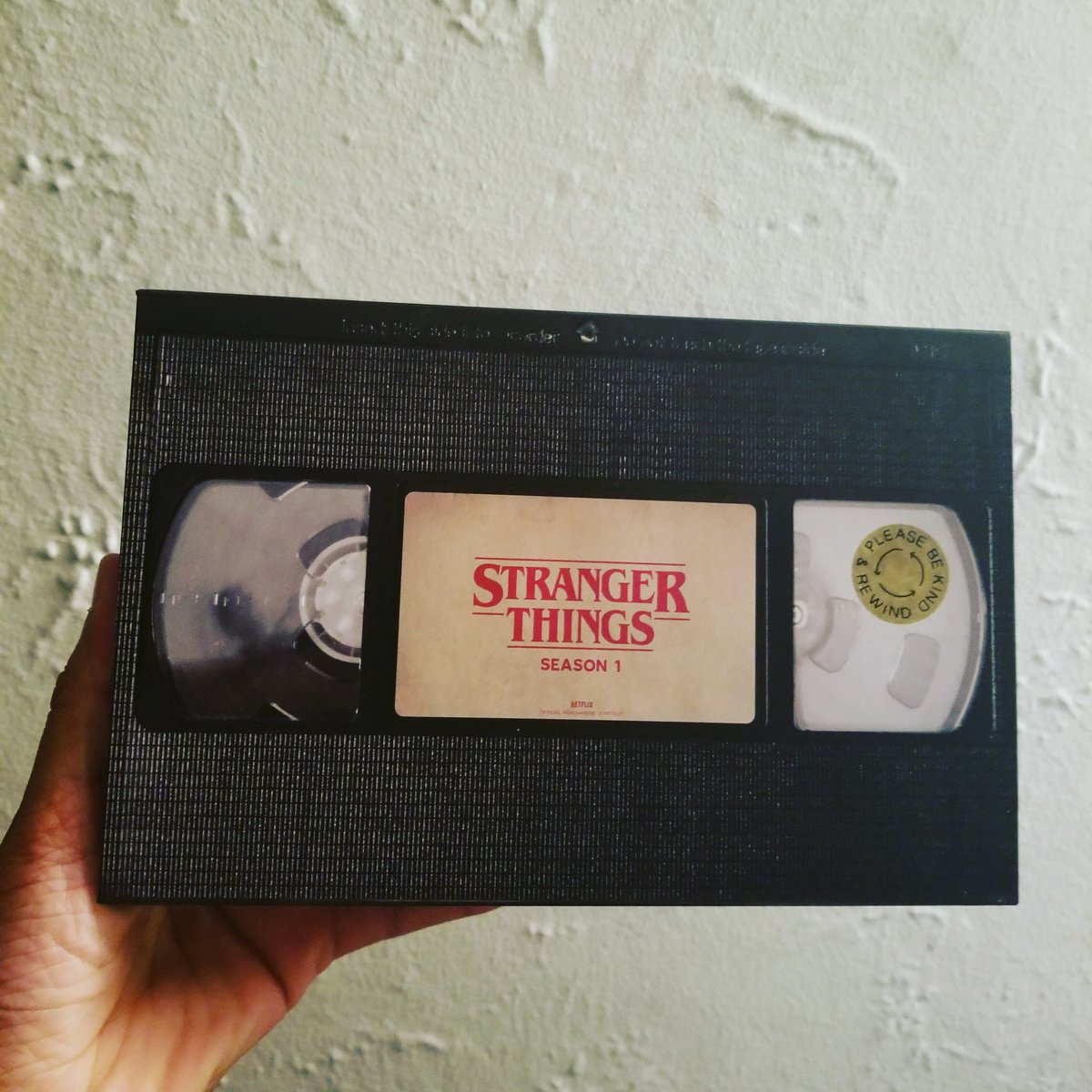 When you find <a href="/Stranger_Things/">sƃuᴉɥʇ ɹǝƃuɐɹʇs</a> at Target, grab it &amp; run like it's the last copy. #ManCrushMonday to <a href="/joe_keery/">Joe Keery</a> #StrangerThings 😍😍😍