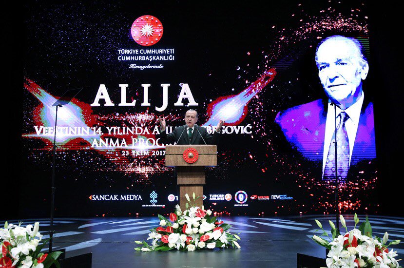 “Avrupa; Bosna’da Ölmüş, Suriye’de Gömülmüştür” tccb.gov.tr/haberler/410/8…