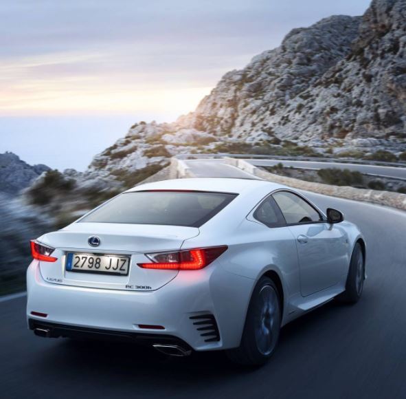 LexusBristol's tweet photo. Looks to thrill. #LexusRC https://t.co/SbrKCg52tL https://t.co/rG1EVR1BKF