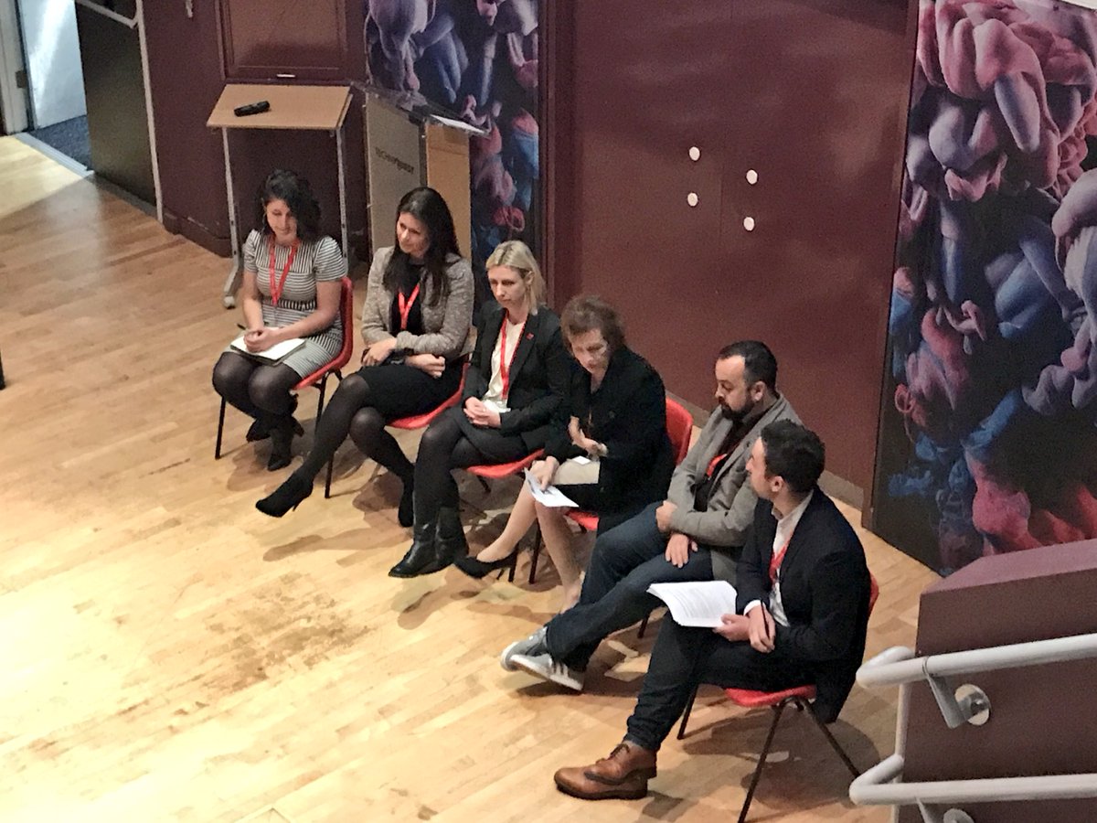 futuretechcymru's tweet photo. Our first panel talking about jobs, salaries, flexible working and organisational cultures in #tech in #wales https://t.co/DWEpRSEP29