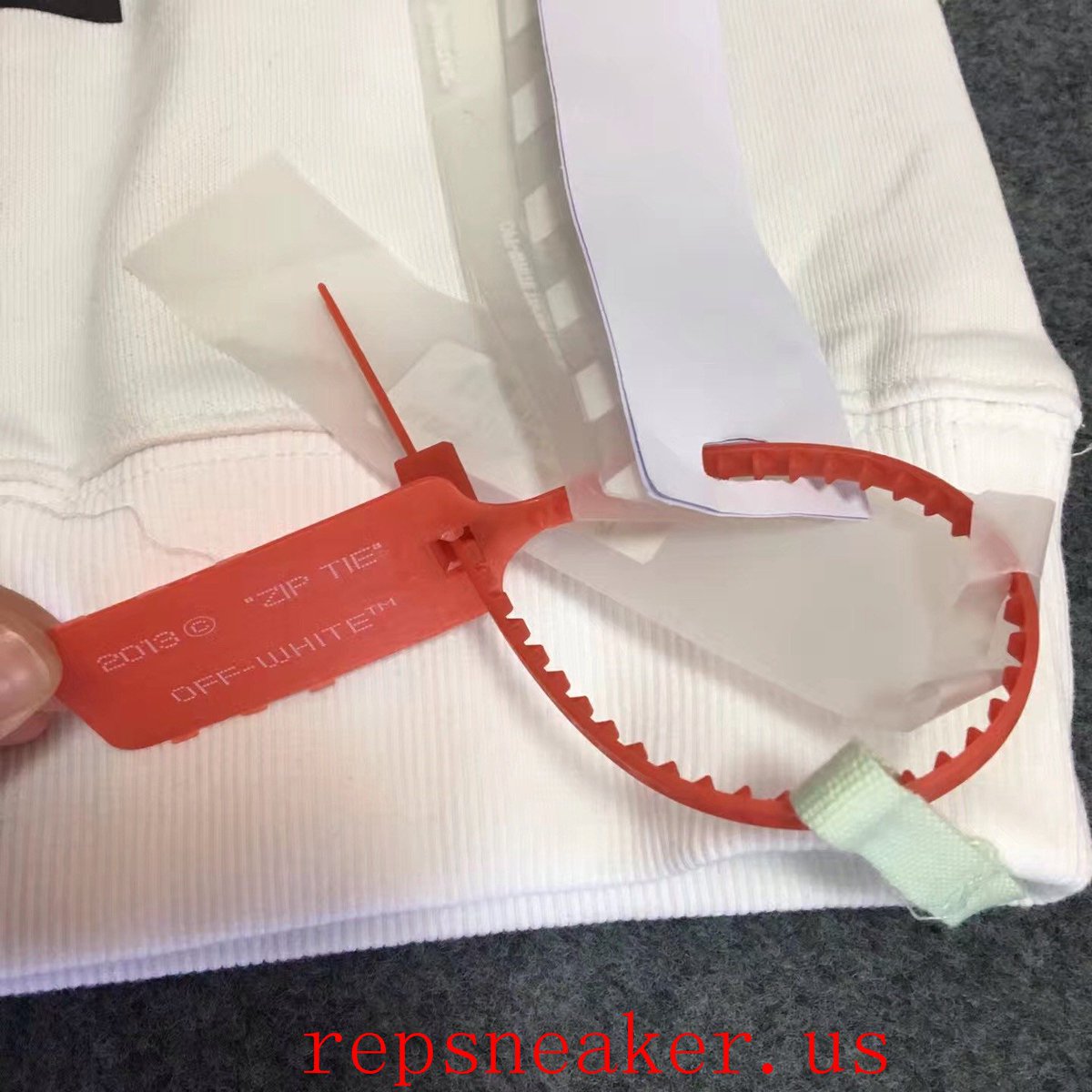 repsneakeryeezy's tweet photo. Off white hoody,SizeS-2XL
https://t.co/lAG0oUMcHy
#offwhitehk
#offwhitecoat
#offwhitejacket
#offwhitepants
#offwhitesale
#offwhitebrand https://t.co/ZnAXffdrB3