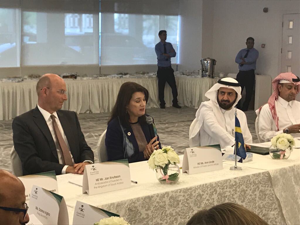 SwedeninKSA's tweet photo. Round table discussion on health investment opportunities in Saudi Arabia. https://t.co/acjUy8pNgo