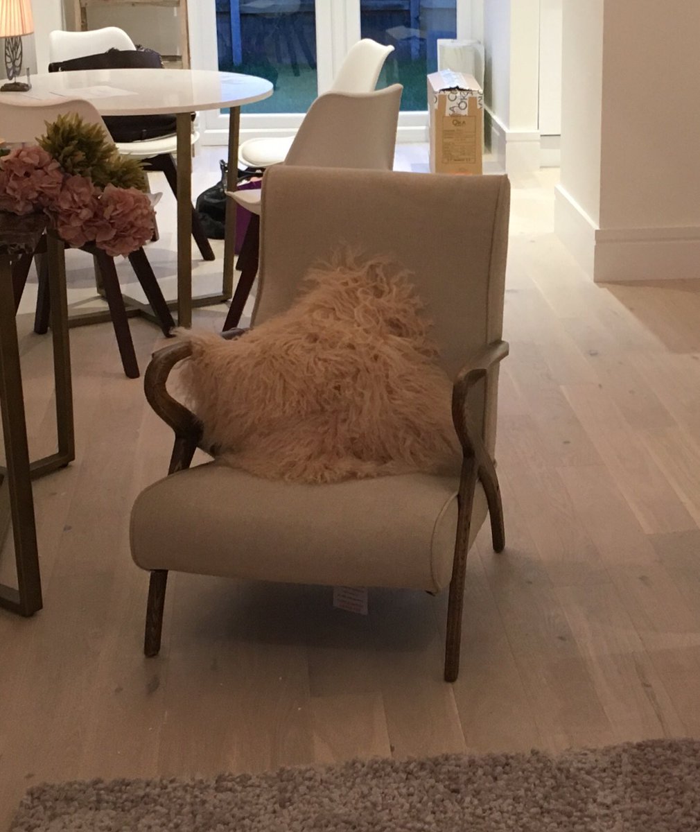 HyggeShack's tweet photo. Gorgeous Sherborne chair from @swooneditions for our latest showhome 💙 sadly damaged in transit but fantastic customer service #happymonday https://t.co/oozrSWnIeM