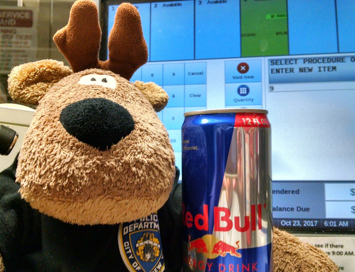 Shari_Weiner's tweet photo. Good morning @BlackstonePD #rufus is bright eyed and bushy tailed this morning..note the time! Just waiting for your ok! #questfor31 https://t.co/NdNhYxrfF4