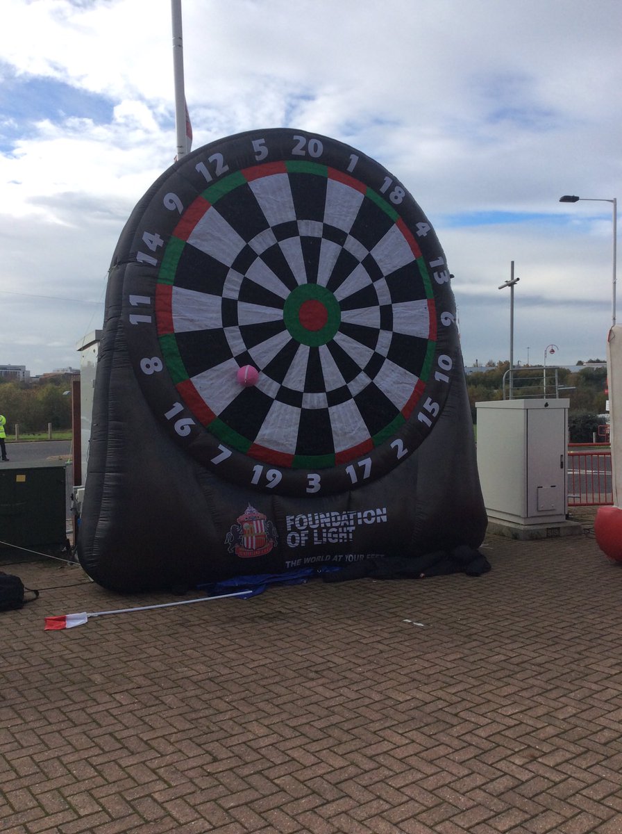 SAFCFoL's tweet photo. If you're at #SAFCFanFest why not take on our #SpeedCage or #FootDarts located outside the @StadiumOfLight South West Corner? https://t.co/TqKMR6plBZ
