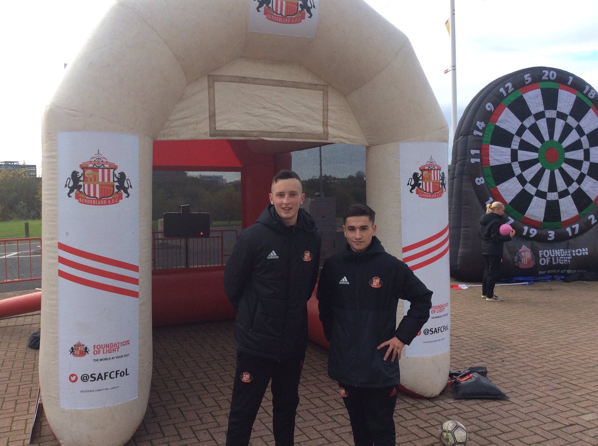 SAFCFoL's tweet photo. If you're at #SAFCFanFest why not take on our #SpeedCage or #FootDarts located outside the @StadiumOfLight South West Corner? https://t.co/TqKMR6plBZ